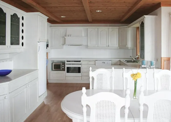 Lovely In Sandnes With Sauna Semesterbostad *